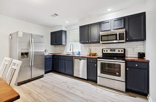 Milneburg House | Updated, Spacious 4 Bdrm 2 bath