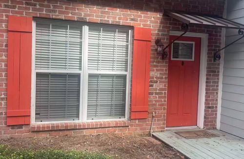 South Baton Rouge House | Updated townhouse