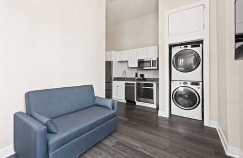 New Orleans Hotel | Upscale 1BR Retreat Next to the French Quarter