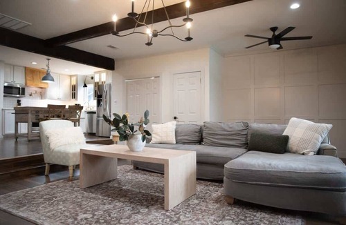 Little Forest Hills House | Upscale 3BR with Yard Games, Heated Pool and Hot Tub