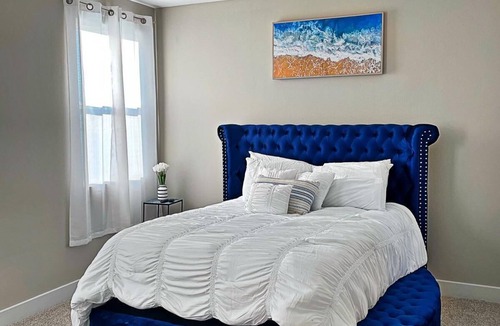 Spring Branch East House | Upscale brand new beautiful 3bedroom, 2 story home!