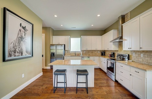 Horseshoe Bay West House | Upscale country getaway with private hot tub, game room, & beautiful views