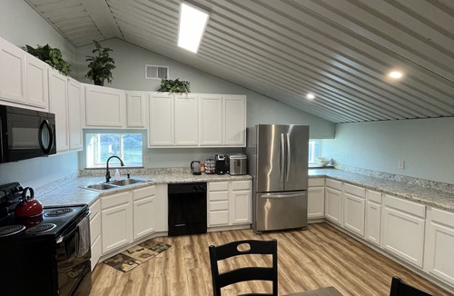 Sienna Plantation Apartment | Upscale garage - shop apartment near Sienna, The Loft