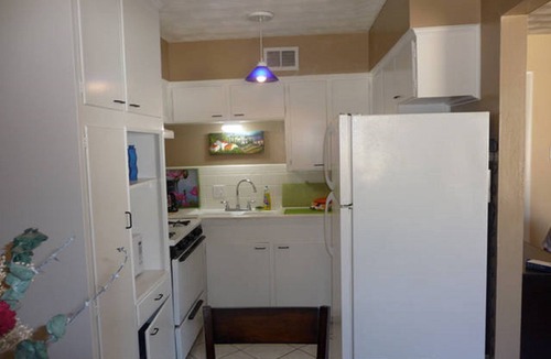 Knox - Henderson Apartment | Uptown Dallas - Large 1 bd #7, WiFi, Parking, Near Restaurants & Shops, & Safe