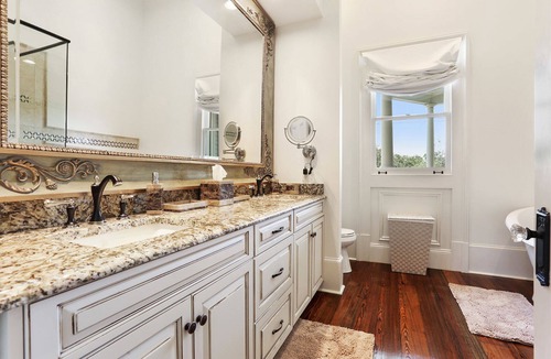 Uptown Historic District Condo | Uptown Penthouse Centrally Located...