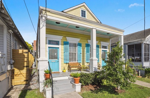 Audubon House | Uptown Pickleball Patch - Steps from Attractions!