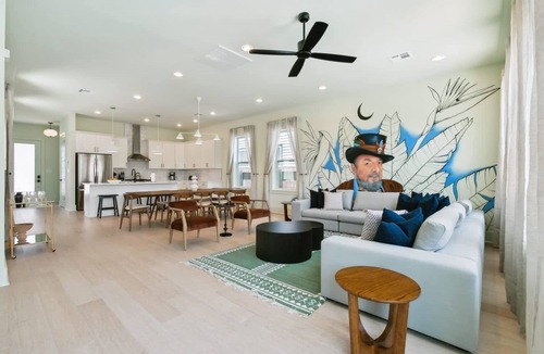 Faubourg Lafayette House | Urban Oasis in heart of NOLA w/Heated Pool+Parking