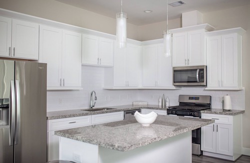 Riverside Terrace House | Vacation home just 3 minutes drive to Houston Zoo