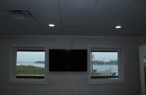 Venice House | Venice Blue Crab Lodge B (Waterfront)