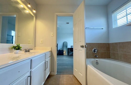 Barker House | Very spacious- luxury master bedroom, new furniture attach private bathroom