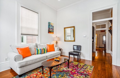Leonidas House | Vibrant, single-level getaway with patio & central AC - dog-friendly