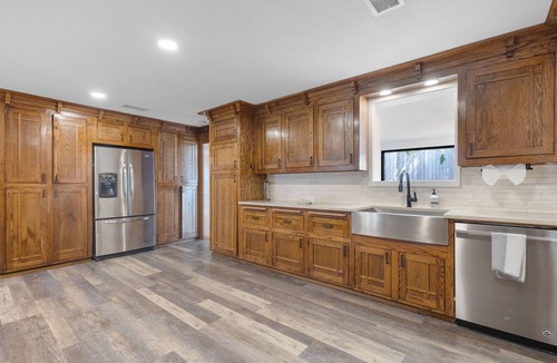 Pedernales Bend House | Vicinity Lake House | Water Views | Pet Friendly