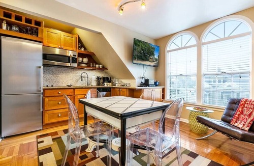 Faubourg Livaudais Bed & Breakfast | View From The Top in Garden District New Orleans