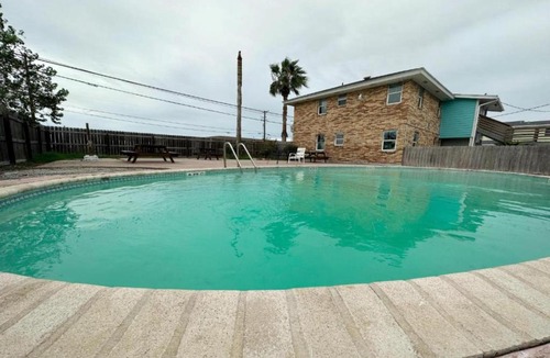 Rockport Hotel | Village Inn Motel Rockport near Aransas Bay