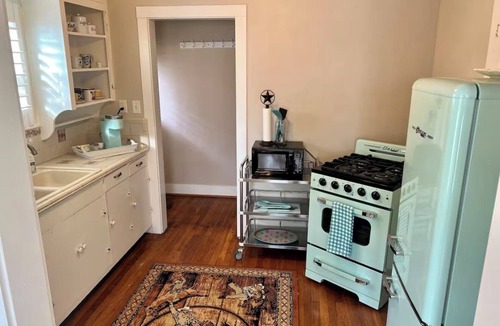 Weatherford House | Vintage Rodeo style home in historic Downtown Weatherford TX.