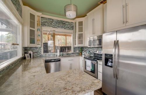 Smith County House | Wake Up on the Water! Lake Tyler East Hideaway