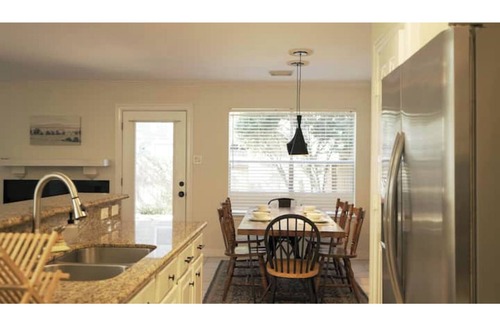 Alden Bridge House | Walden House @The Woodlands