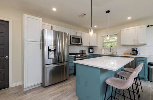 Lake Worth House | Walk to Marina Park + Sleeps 8 - Near Stockyards