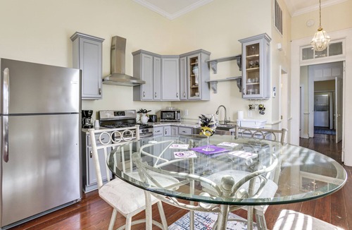 Whitney House | Walk to River & NOLA Ferry: Algiers Point Home