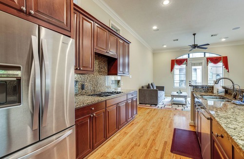 Neartown House | Walk to Shops & Eats: Family Retreat in Houston