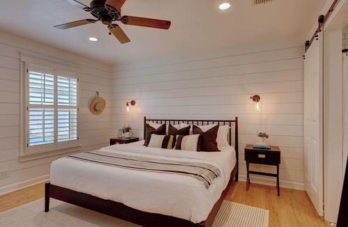 Comfort House | Wanderers Retreat House