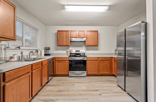 Handley House | Warm Cozy 3BR/2BA Fort Worth NRH Home - Cul-de-Sac