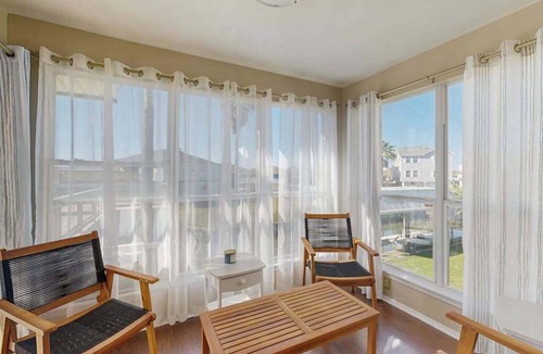 La Marque House | Waterfront Hideaway | Beach House with Games