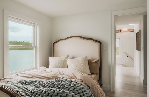 Cochecton House | Waterfront Lake House Retreat with Kayaks and Bikes