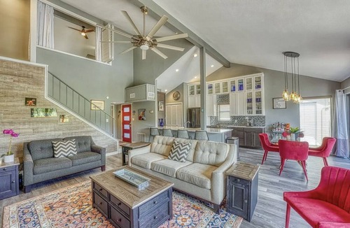 Horseshoe Bay House | Waterfront townhome on Lake LBJ in Horseshoe Bay w/day docking.
