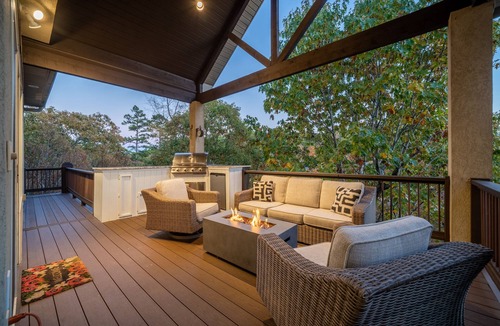 Hot Springs Village House | Waterfront 5000 sq. ft. on cove, boat dock & 2 large decks, Media & Game Room.