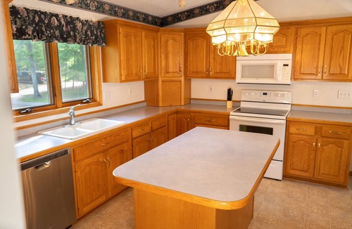 Hackensack Cabin | Webb Lake, Hackensack, Northern MN - 3 Bedroom, Sleeps 6