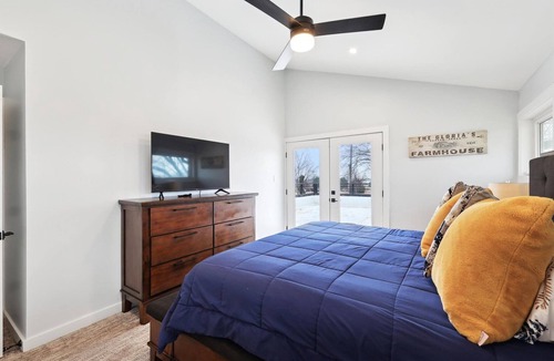 Sanger Other | Welcome to The Roost. Country living at its finest at this charming farmhouse!