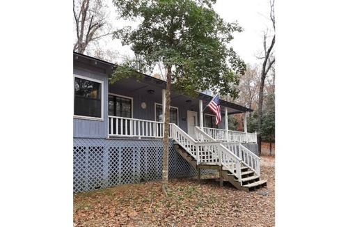 Holly Lake Ranch House | Welcome to Wildwood Cottage, your vacation home to make great family memories.