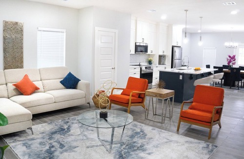 Ferris House | Welcoming 3-bedroom house with AC in charming Ferris