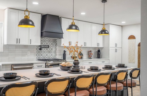 Garden Oaks House | Western Boots & Spa-Hot Tub, BBQ, Firepit, Gameroom & Good Times!