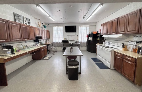 Mineral Wells House | Whiskey Xray - Private Room in Mineral Wells