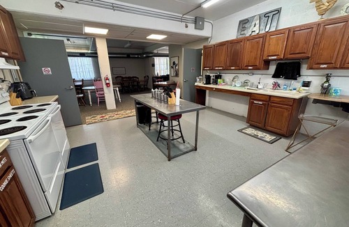 Mineral Wells House | Whiskey Xray - Private Room in Mineral Wells