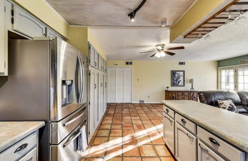 Bedford House | Willow Bend: 4-Bedroom Tranquil Escape