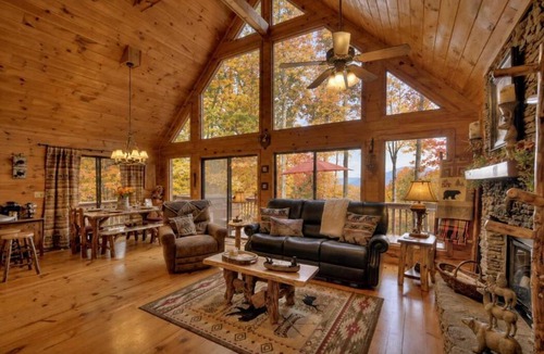 Walnut Mountain House | Wind Rush