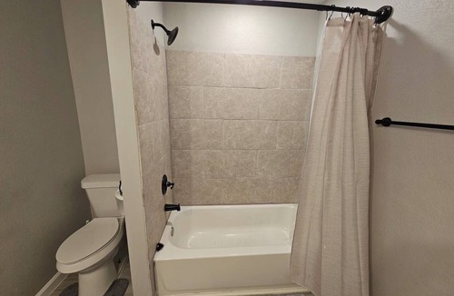 Port Arthur House | Wonderful 3-bedroom house with AC in welcoming Port Arthur