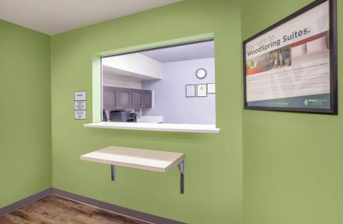 Live Oak Hotel | WoodSpring Suites San Antonio North Live Oak I-35
