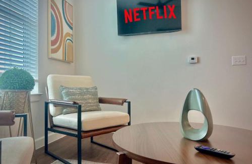 Sherman Apartment | WorkerFriendly washer dryer gym pool A plus location