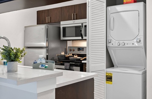 Cityplace Apartment | Worldcup ReadyModern 1BR Uptown + West Village + Free Parking + Near Katy Trail
