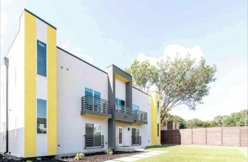 Knox - Henderson Apartment | Your Deep Ellum/Lower Greenville Stay
