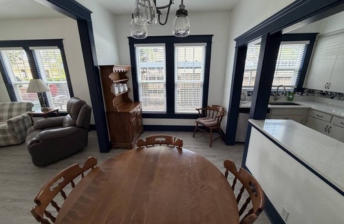 Gainesville House | Your Home Away From Home in Gainesville, Texas.
