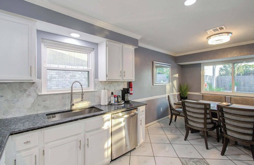 Houston House | Your Houston Vacation Getaway, 4-BD, Pool, Patio