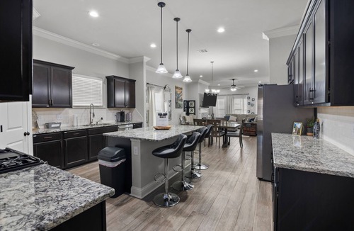 Shreveport House | Zen House, a peaceful sanctuary! Tv in each room.