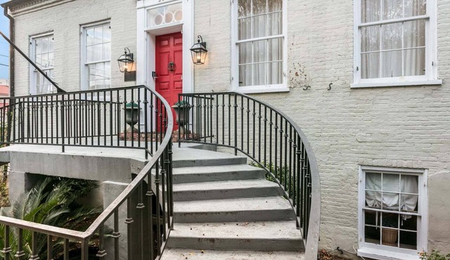 1835 Wilkins Townhouse | 3/3 | Walk to Downtown