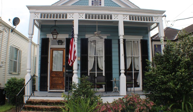 19th Century New Orleans Shot Gun House