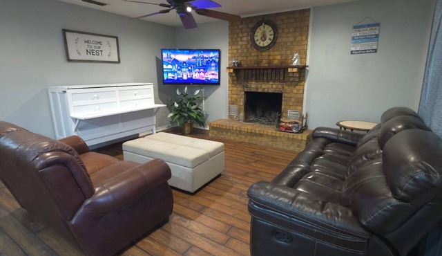 2 bedroom home with truck and trailer parking. Safe and secluded.